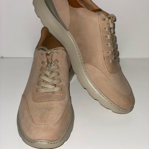 Clarks Leather & Suede Beige and Tan Sneakers Size 13 *Like New*